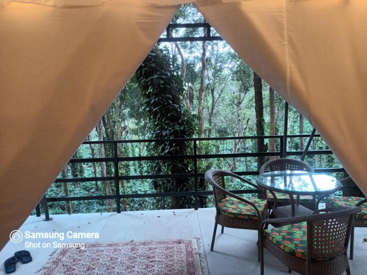 Devi Villa - Plantation Retreat And Forest Getaway Kutta Exterior photo